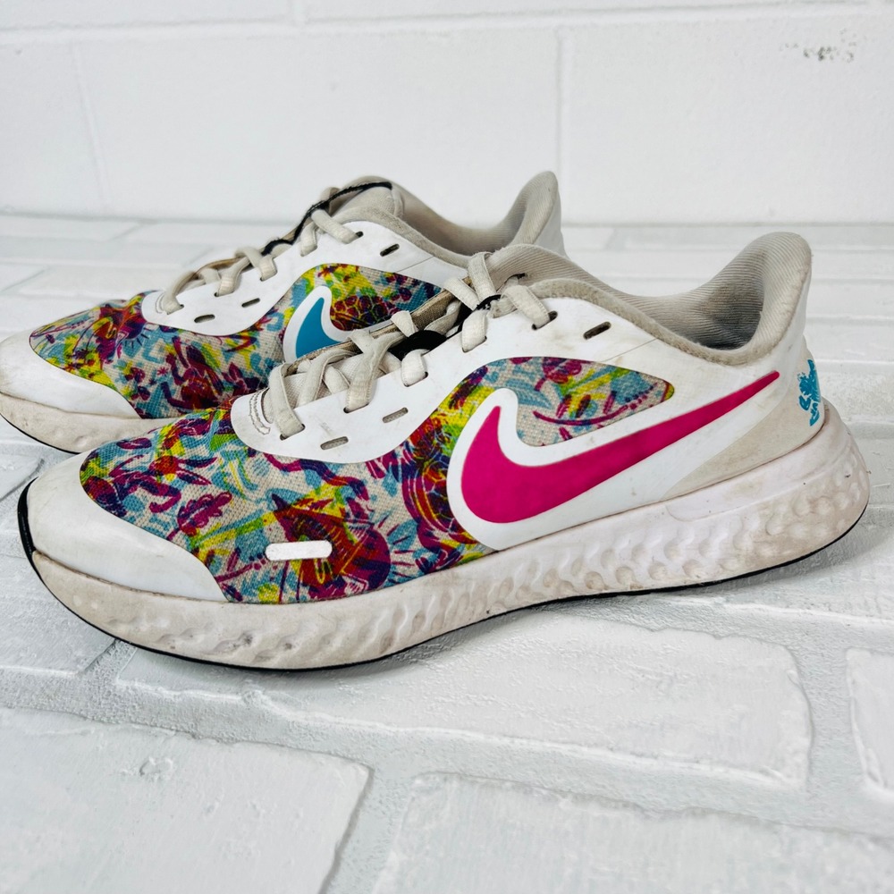 Nike Revolution 5 Multi Color Floral Running Shoes CJ2092-100 Women's 6Y